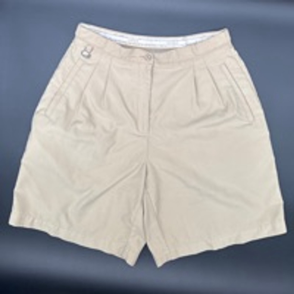 LIZ GOLF Shorts Size 8 Beige